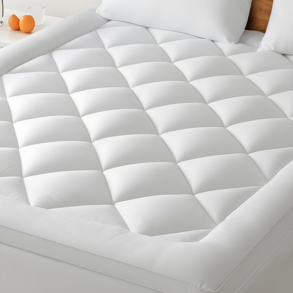 Mattress Topper 160 x 200 cm, White, Ultra Soft Mattress Topper with Deep Pockets, Machine Washable Mattress Protector, Suitable for Mattresses with a Thickness of up to 40 cm