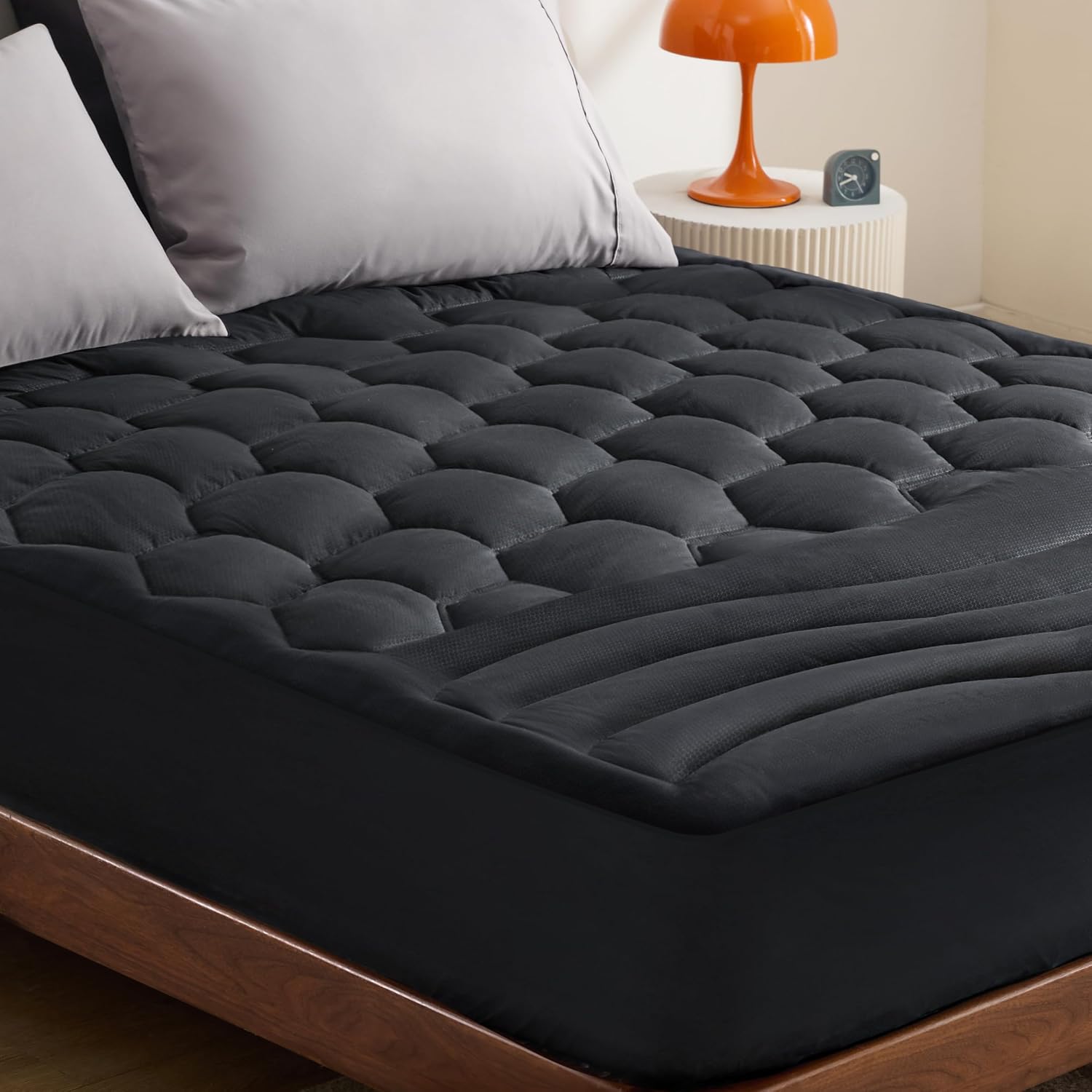 Black King Mattress Pad - Quilted Fitted Mattress Topper Protector with 8-21 Inches Deep Pocket, Noiseless Breathable Bed Cover Padded, Machine Washable, Black,78x80 Inches